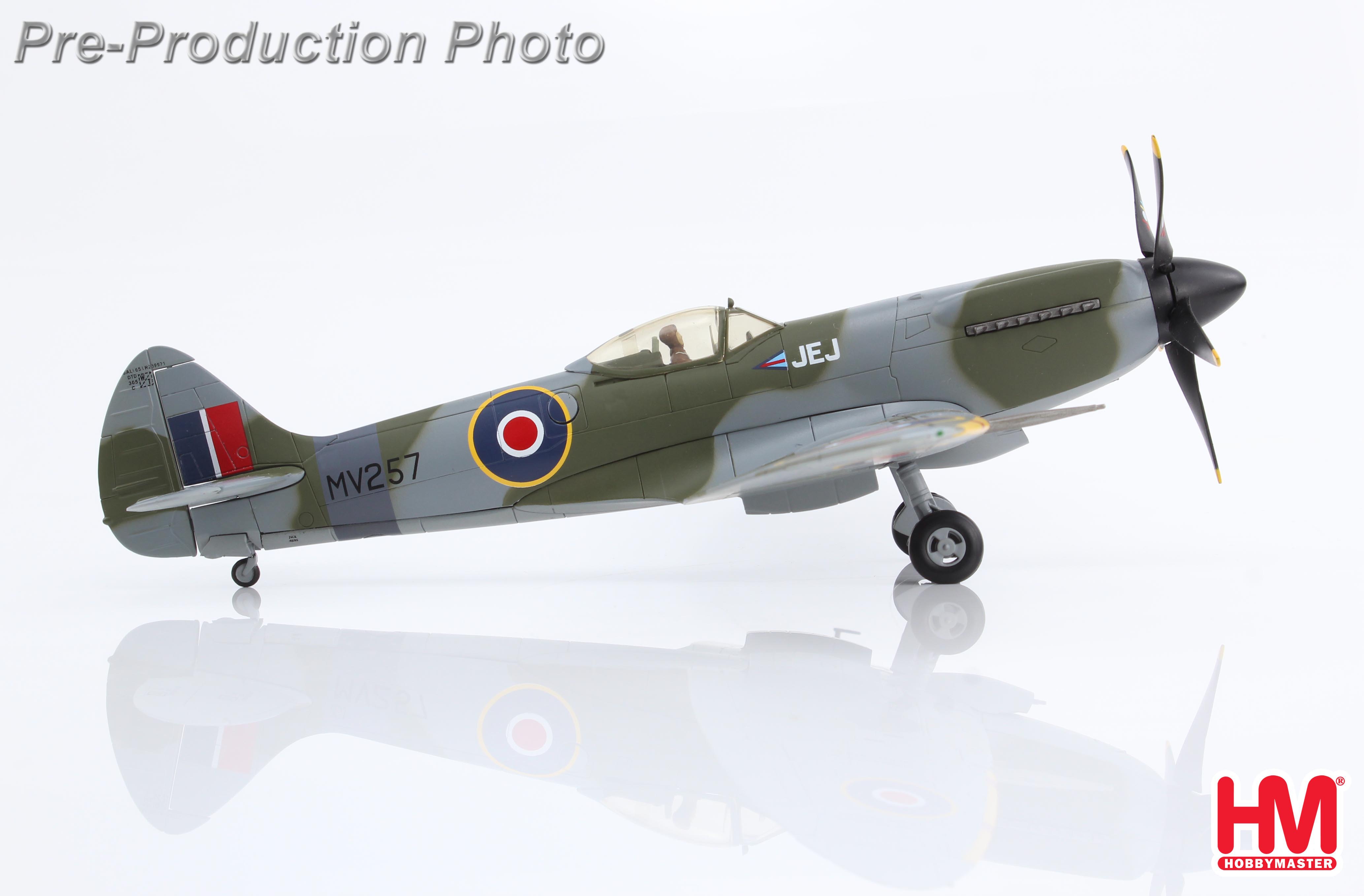 Crymax Cry-Max　PF201model 1970年台後半製造 Spitfire XIV MV257, Group Capt. J. E. Johnsson, No 125 Wing